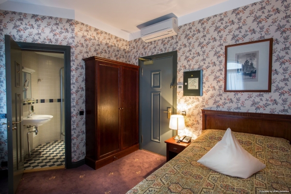 Hestia Hotel Barons